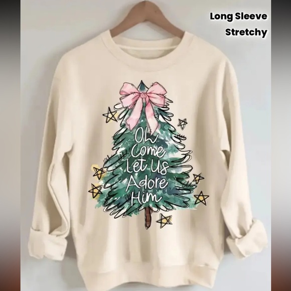 Other - Cream Holiday Sweatshirt with Christmas Tree Design